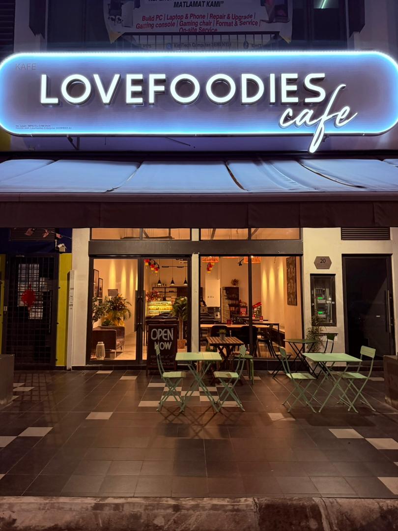Restaurant Exterior